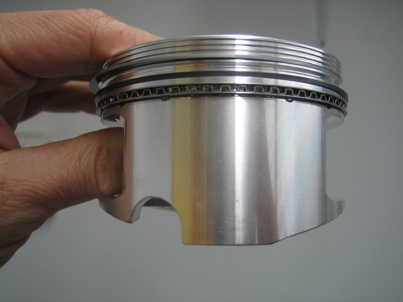 【piston_skirt】什么意思_英语piston_skirt的翻译_音标_读音_用法_例句_在线翻译_有道词典